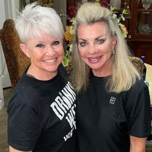 Meet your Posher, Sharon